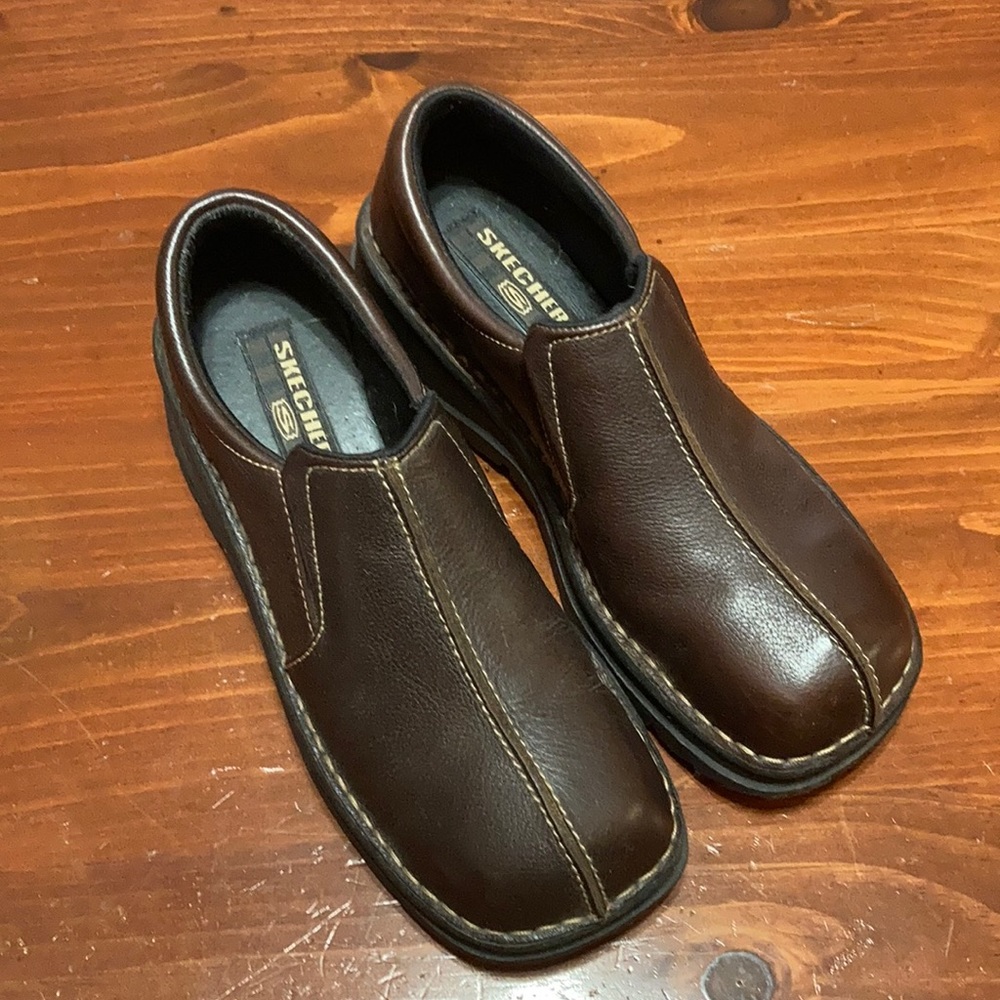 Women’s Skecher’s brown leather